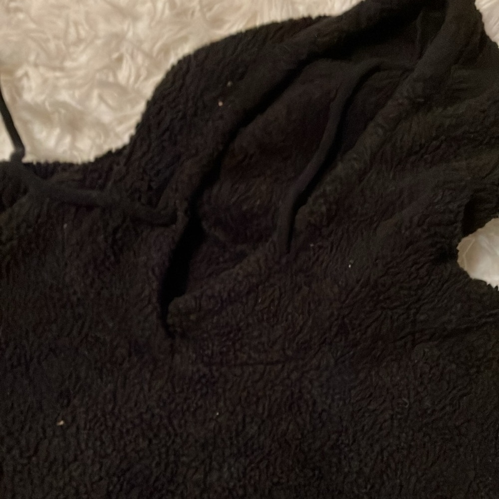 Black pullover teddy hoodie - Picture 3 of 3